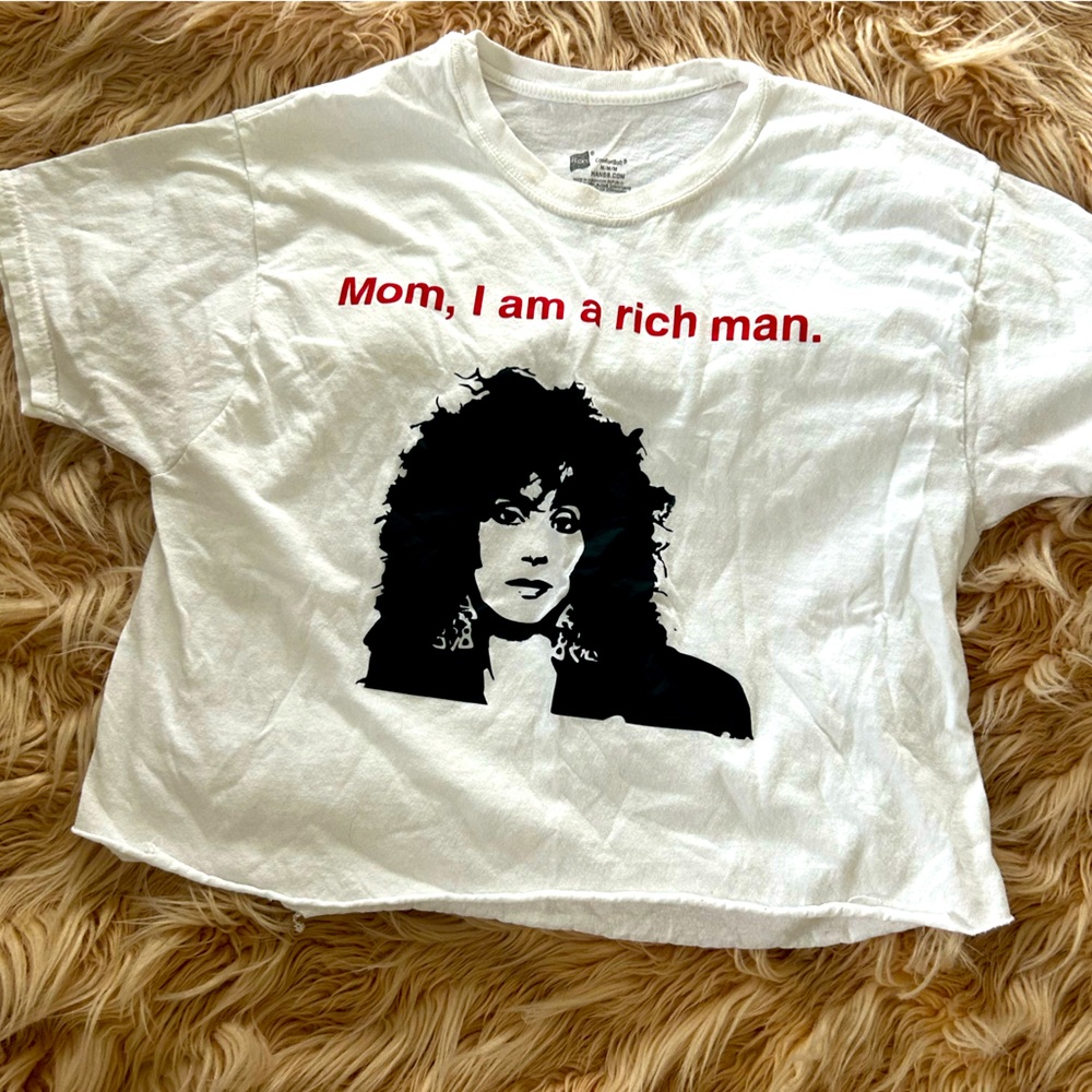 ILYSMIH Cher ‘Mom I am a rich man’ Cropped Tee